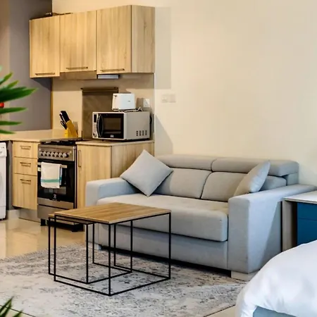 Central Comfort Cozy Living Ag Tower Business Bay Dubai Exterior photo
