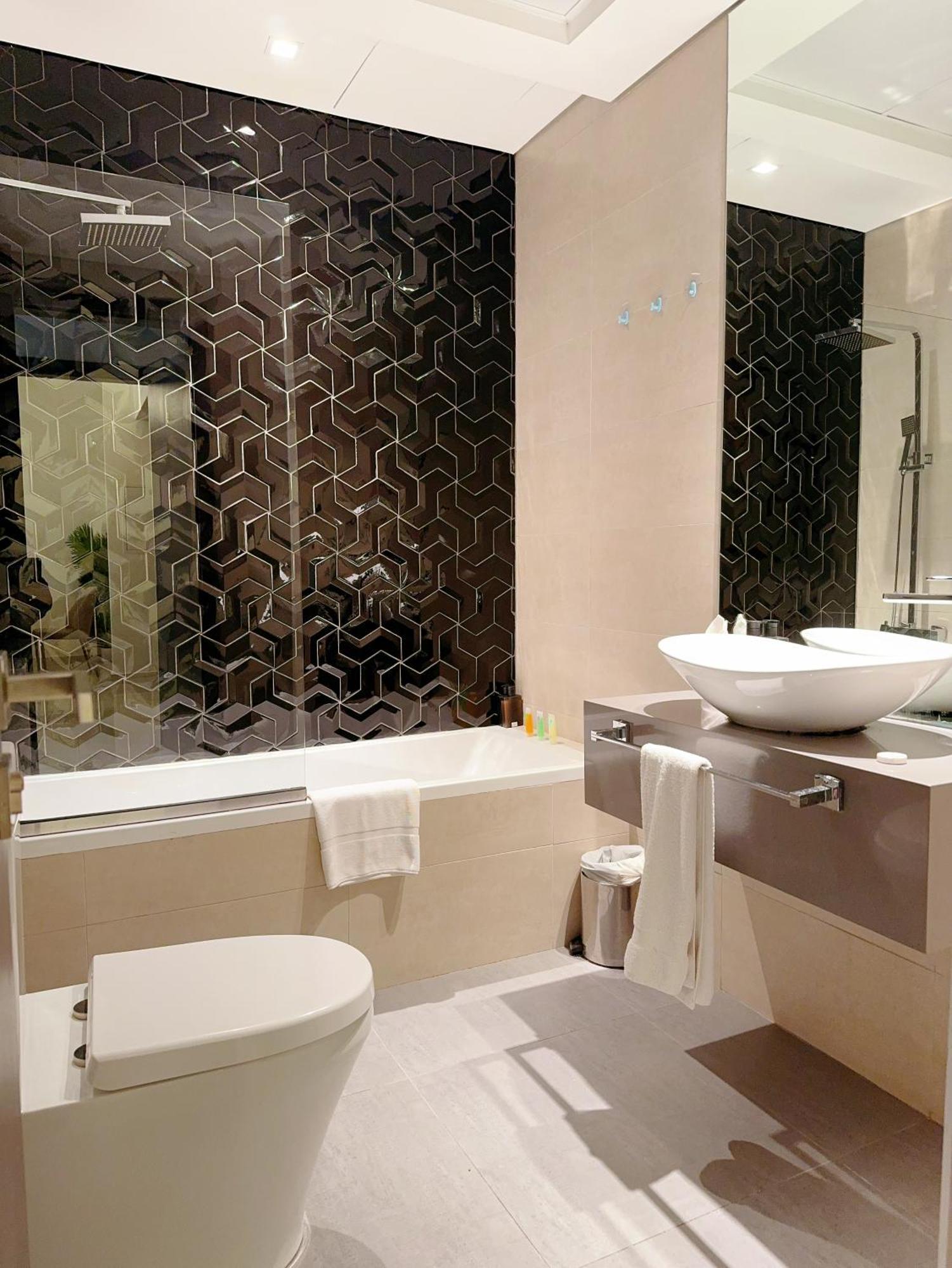 Comfort Cozy Living Ag Tower Business Bay Apartment Dubai