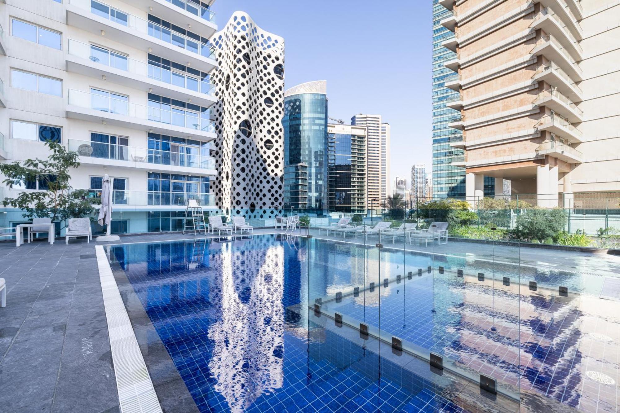 Comfort Cozy Living Ag Tower Business Bay Apartment Dubai